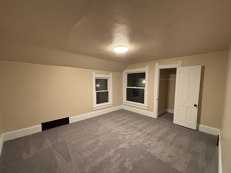 1634 N Arlington Pl #1 — Photo 4