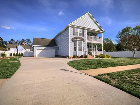 6181 Roland Smith Dr, Gloucester, VA 23061