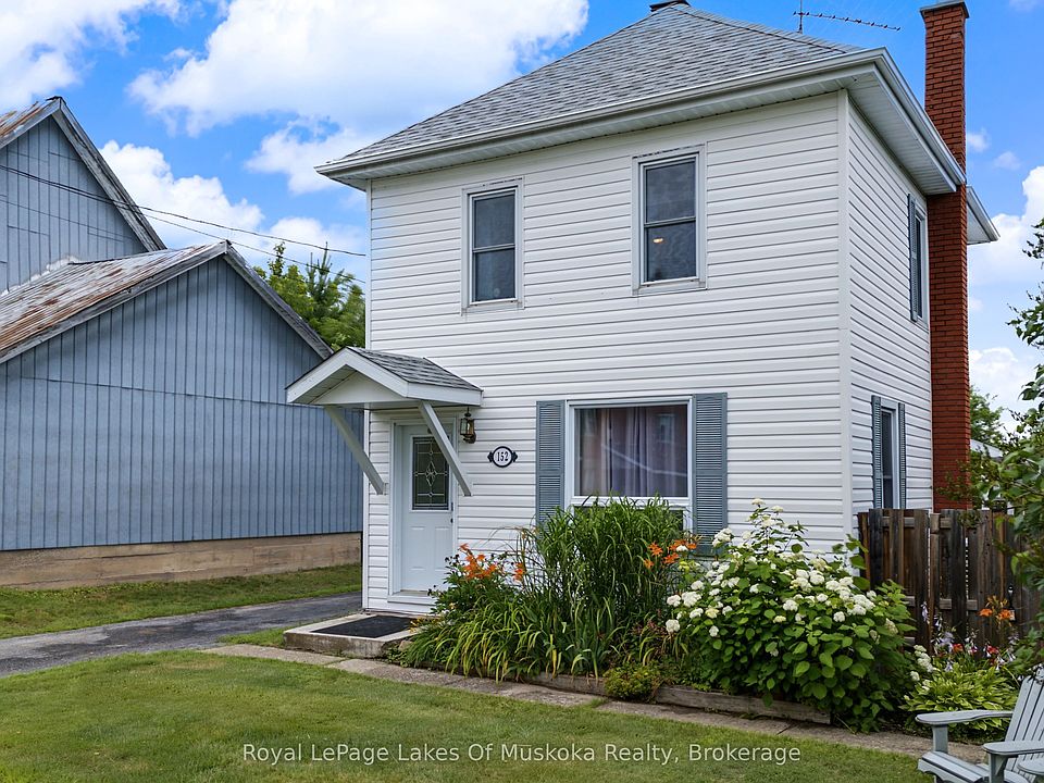 1st image of 152 Main St