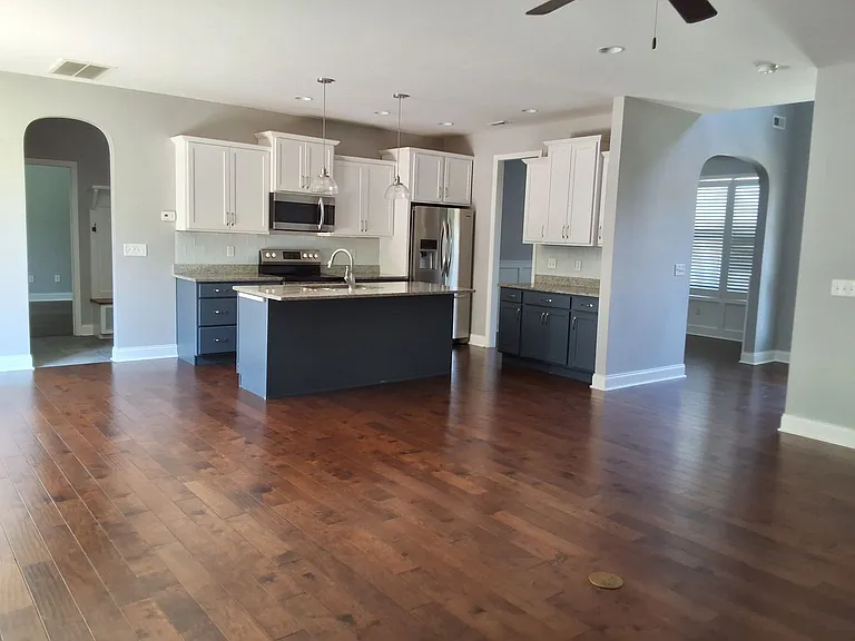 8914 Highbury Way — Photo 8