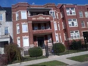 2nd image of 1514 E Marquette Rd #3E