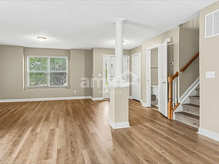 4402 Coveflower Ct — Photo 8