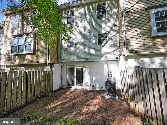 3rd image of 15105 Cardin Pl
