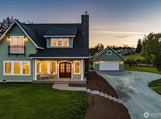 1649 Scenic Heights Road, Oak Harbor, WA