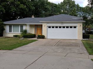 30760 Old Stream St, Southfield, MI 48076