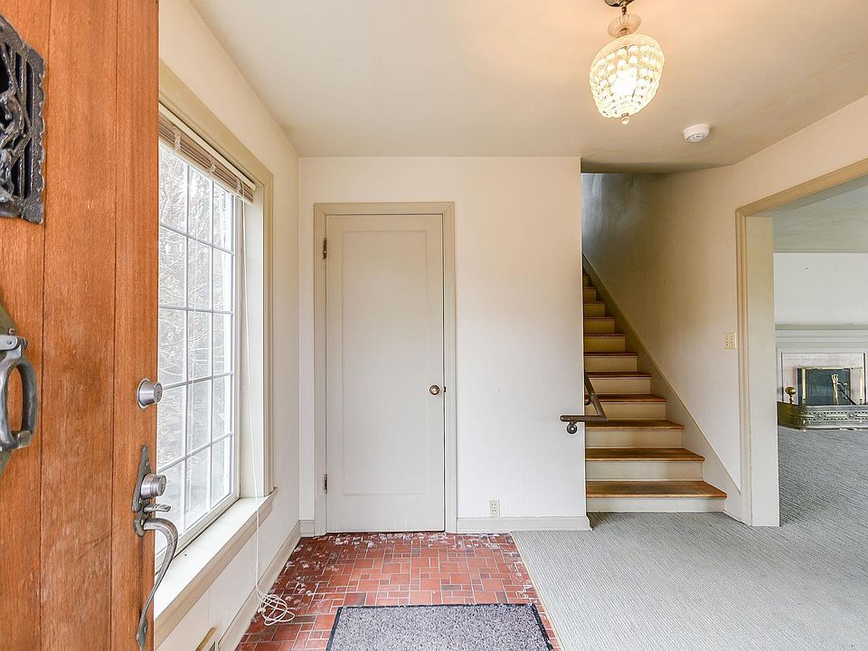 905 NE C St, Pullman, WA 99163 Zillow