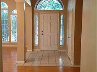 2764 Summertree Dr, Carrollton, TX 75006