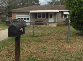 602 Cooper St, Camden, SC 29020