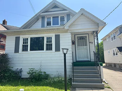 477 Winspear Ave #1 Photo 1 477 Winspear Ave #1 Photo 1
