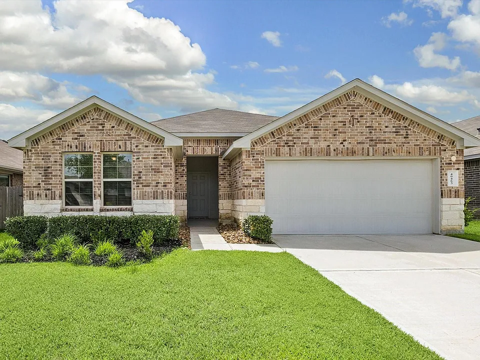 40463 Garden Heights Ln