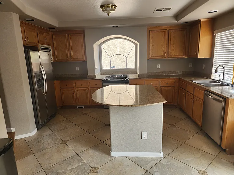 6555 W Camero Ave — Photo 2