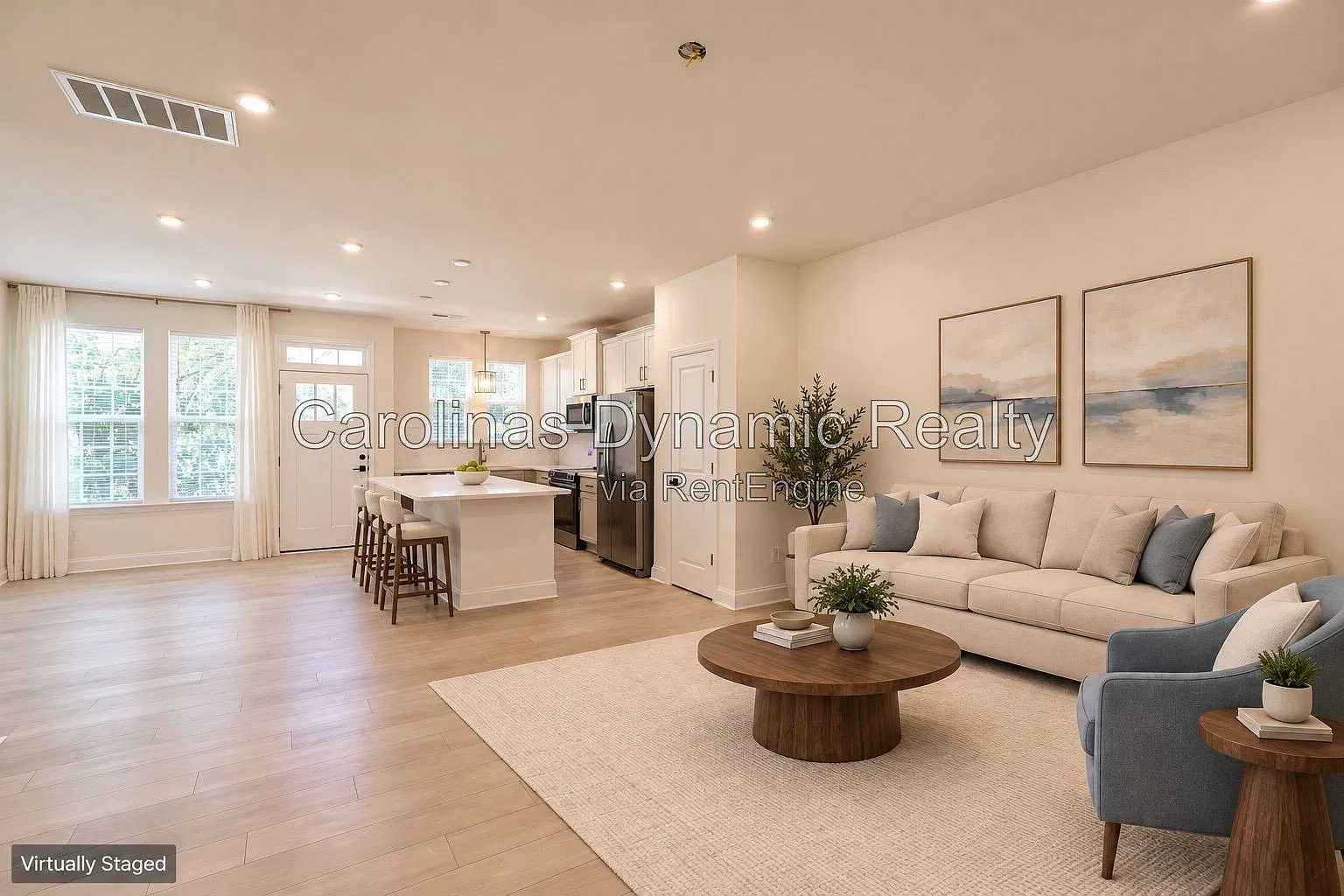 3 bed, 2.5 bath, 1600 sqft, $2,300 — Photo 3