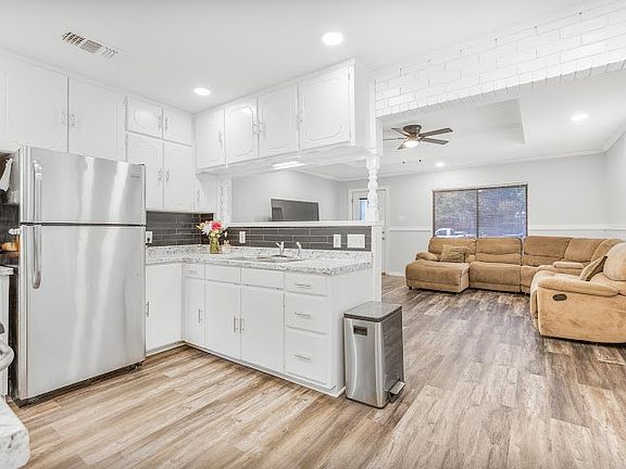 4th image of 505 Worthway Dr