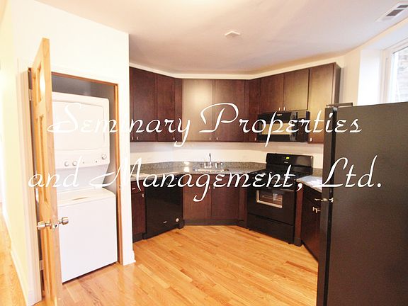 2nd image of 748 W Belden Ave APT 3F