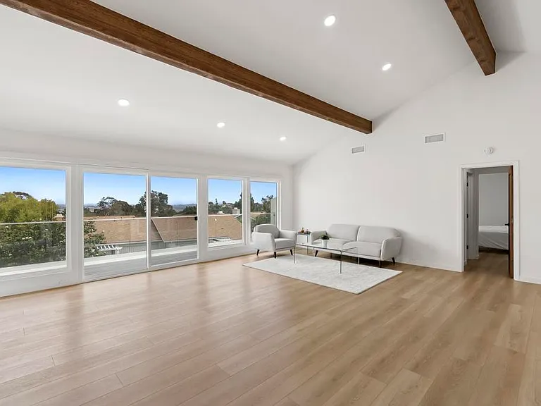 2143 Caminito San Martin — Photo 20