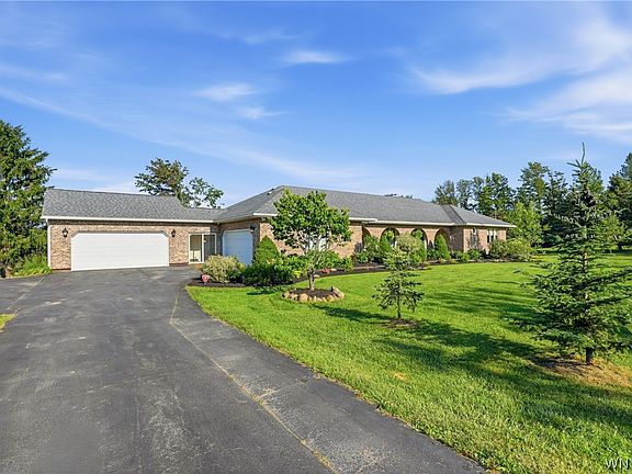 2nd image of 565 Schad Rd