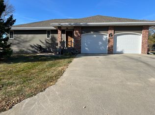 500 Kansas Ave, Platte, SD 57369