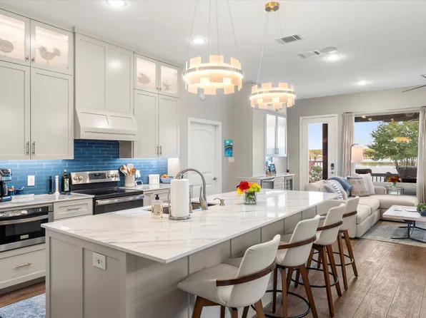 13700 Park Harbor Dr, Eustace, TX 75124