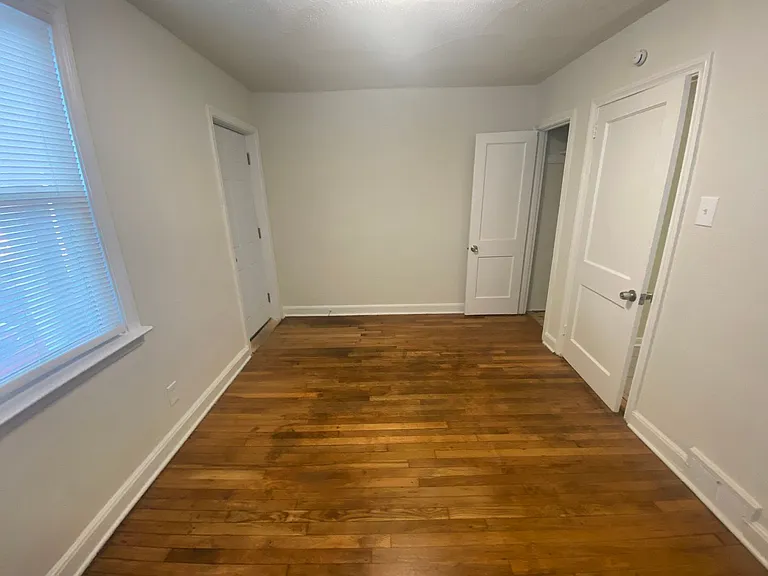 1010 Beechwood Ave — Photo 6