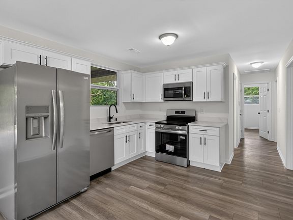 5th image of 3107 Richmond Hill Dr