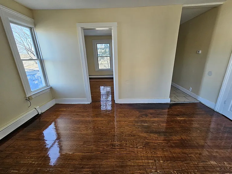 122 Derby Ave #2 — Photo 10