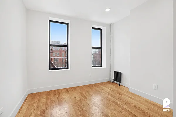 Rented by REZI | media 4