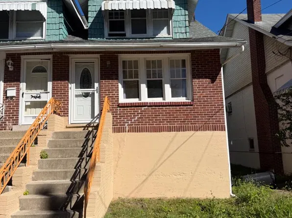 224 N 20th St, Pottsville, PA 17901