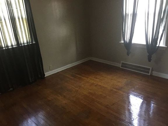 3rd image of 4227 Muriel Ave