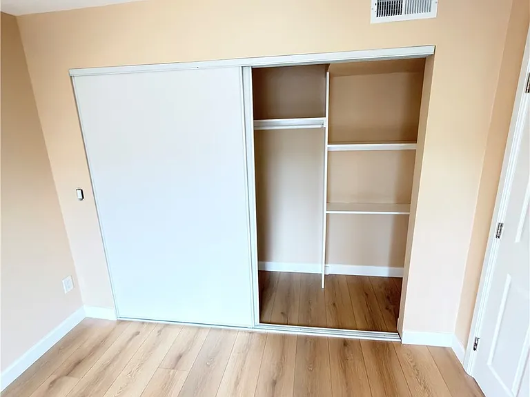 8018 Radford Ave — Photo 5