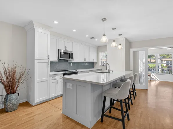 5230 Nesting Way APT B, Delray Beach, FL 33484