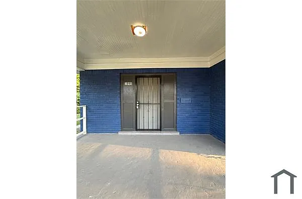 Building Photo - 1048 E McLemore Ave #1