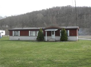 315 W Main St, Jewett, OH 43986