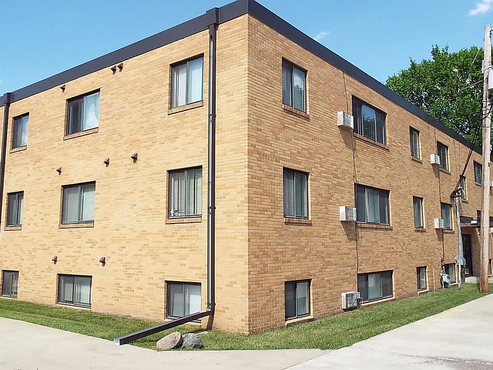 1st image of 1334 9th Ave N APT 4