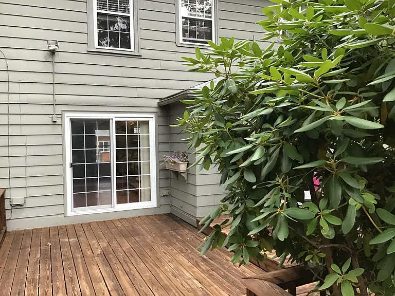 26 Woodland St — Photo 3