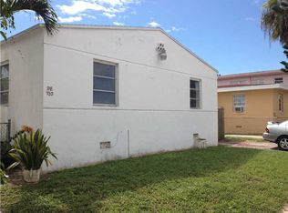 718 82nd St, Miami Beach, FL 33141