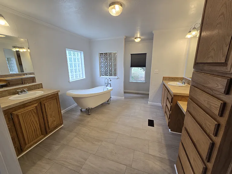 7317 S Perkins Rd — Photo 20