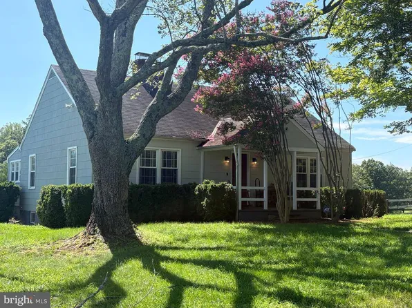 7149 Gordonsville Rd, Gordonsville, VA 22942