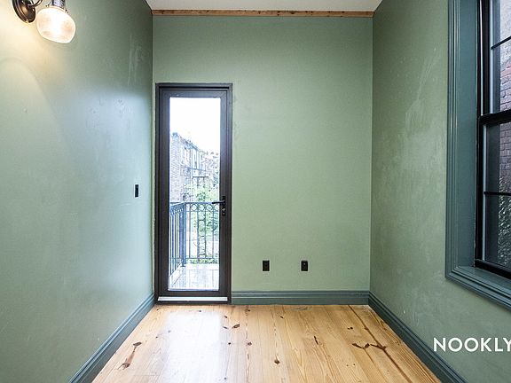 5th image of 212 Saint Nicholas Ave #3R