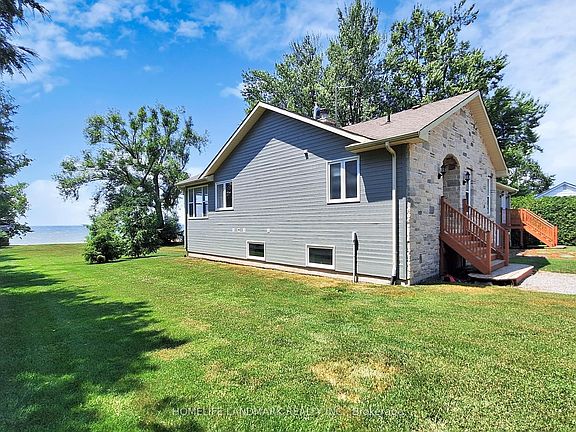 4th image of 1662 Lakeshore Dr