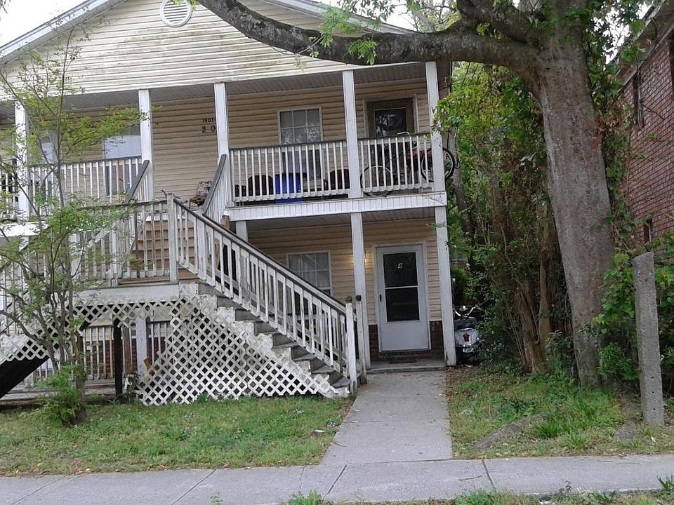 1st image of 1901 Success St #8