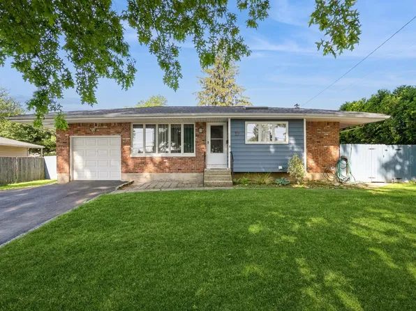 17 Sugarwood Lane, Commack, NY 11725