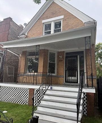 3rd image of 7038 S King Dr