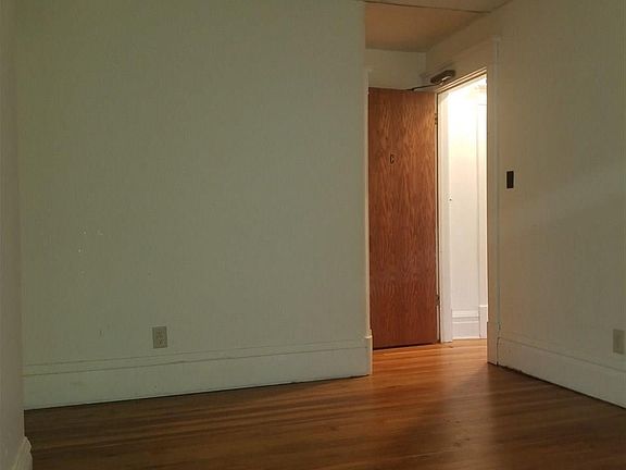2nd image of 1400 Garfield St