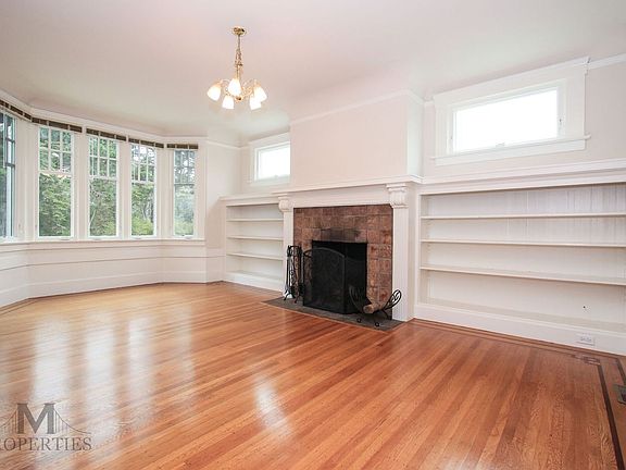 3rd image of 1203 22nd Ave