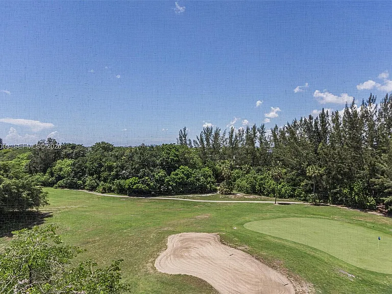 3150 N Palm Aire Dr #705 — Photo 24