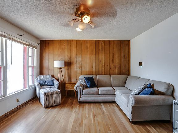 3rd image of 2802 3rd St