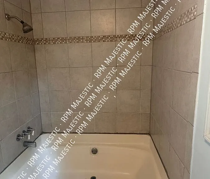 3518 Moonlight Ct — Photo 5