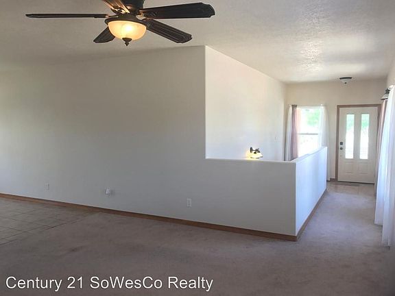 3rd image of 6002 Arroyo Dr