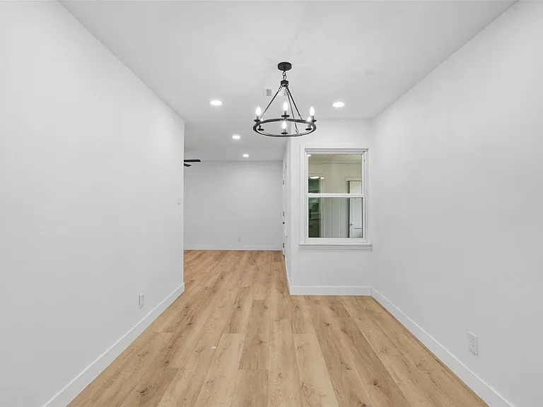 5023 Cosby St — Photo 10