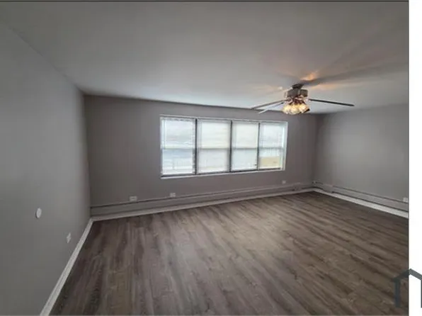 6205 S Michigan Ave, Chicago, IL 60637